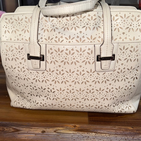 COACH Taylor Eyelet Chalk Leather Carryall Tote Bag F27391 - Picture 6 of 13